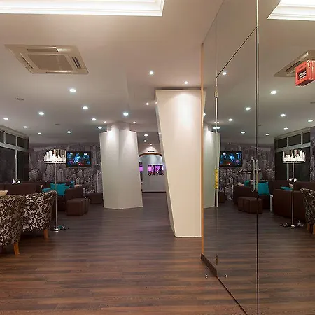 Luna Hotel 4*