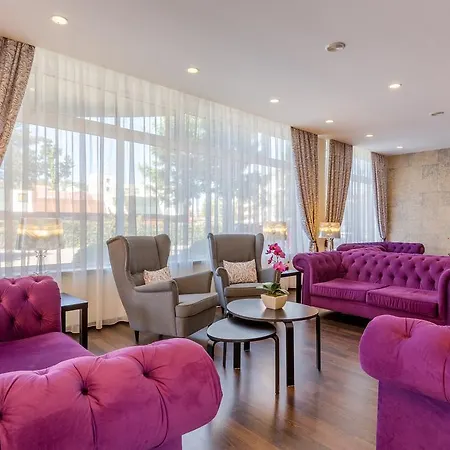 Hotel Luna